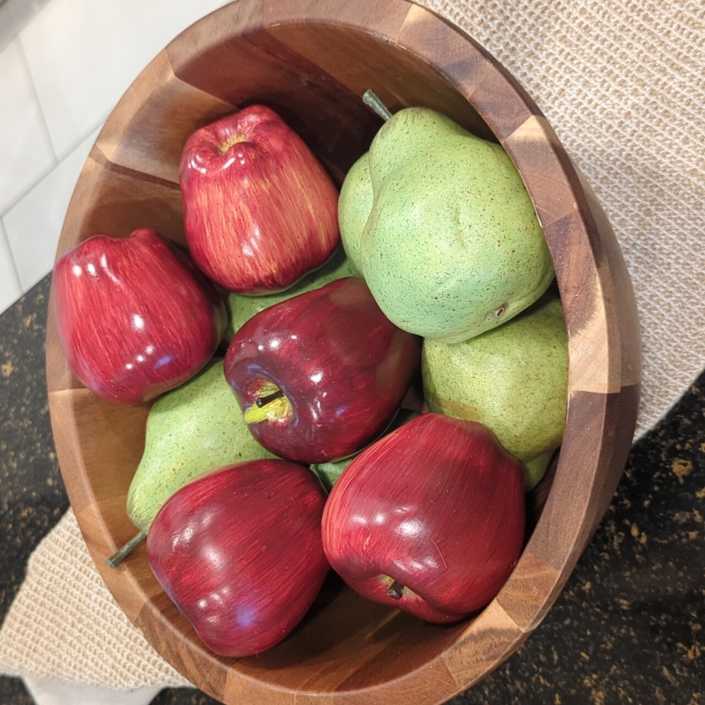 🍎 Faux apples
